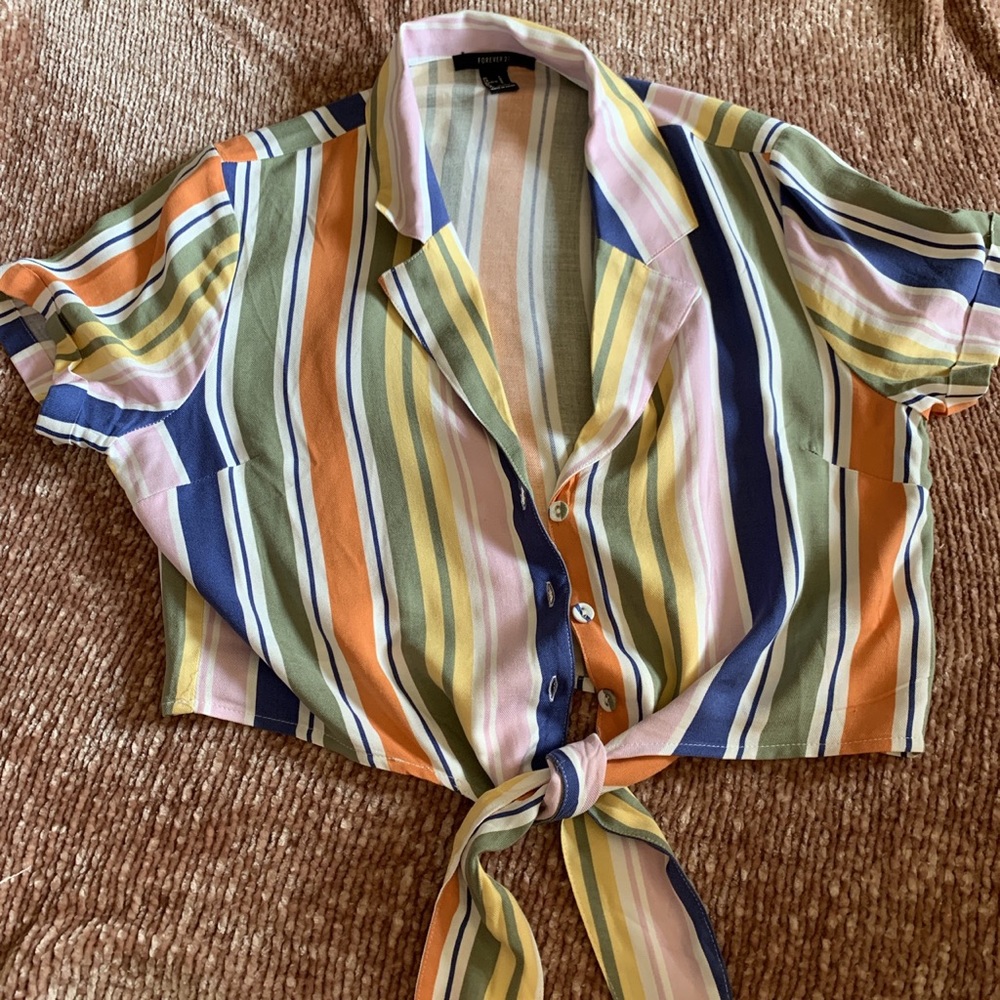 Forever21 stripped cropped button up